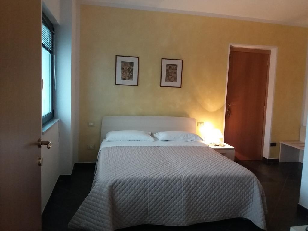 Affittacamere Arabafenice Vezzano Ligure Exterior foto