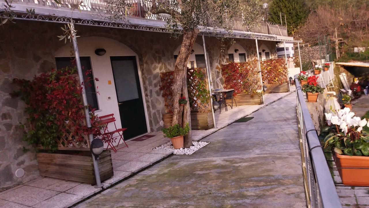 Affittacamere Arabafenice Vezzano Ligure Exterior foto